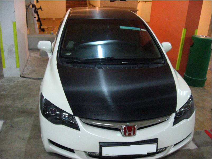 Semi Gloss CF on white Civic FD Bonnet and Roof